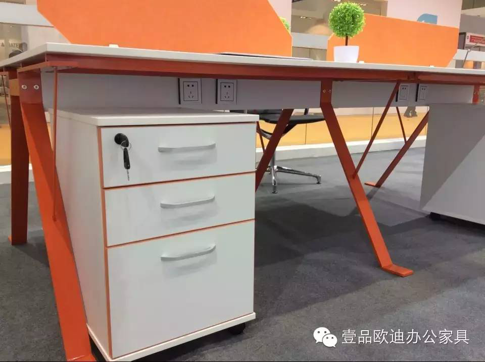 壹品歐迪攜新品亮相2015上海家具展！