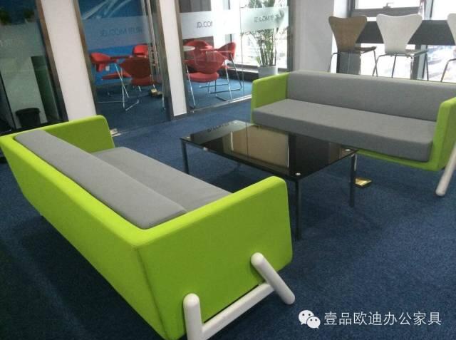 【央視新聞客戶端】京東JD讓老百姓放心網(wǎng)購(gòu)，壹品歐迪讓京東JD綠色辦公