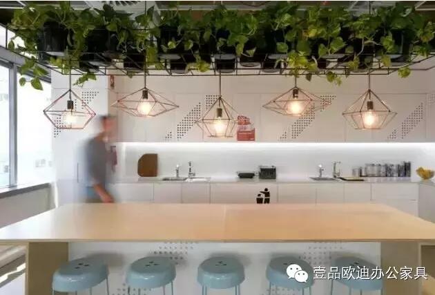 為什么辦公室里一定要養(yǎng)植物？-壹品歐迪辦公家具